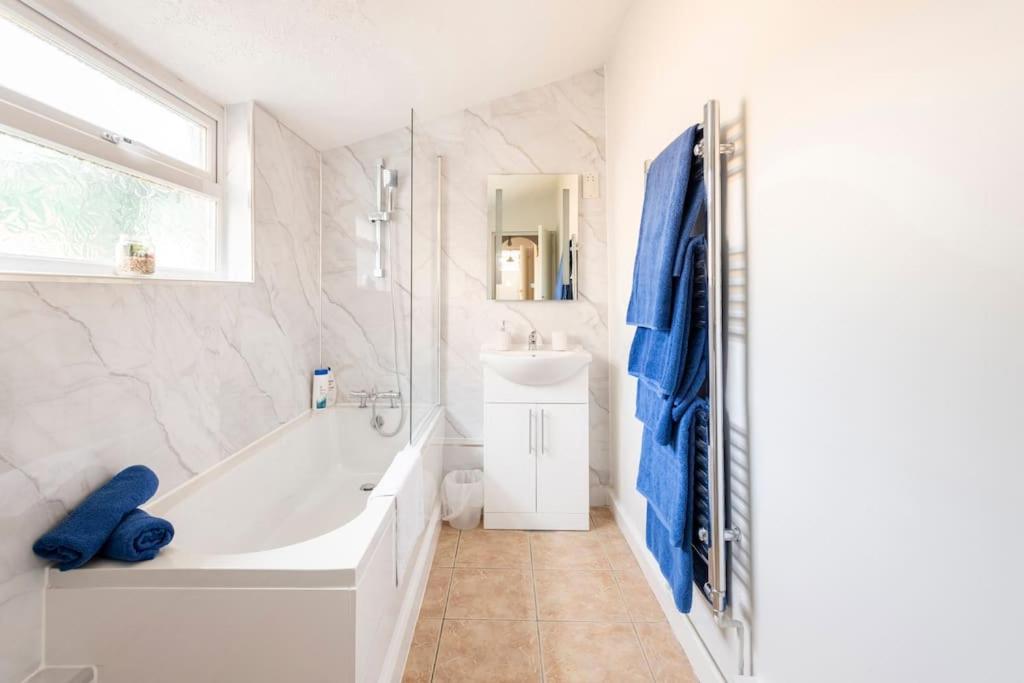 Villa Travellers' Choice In Harwich-Essex Exterior foto